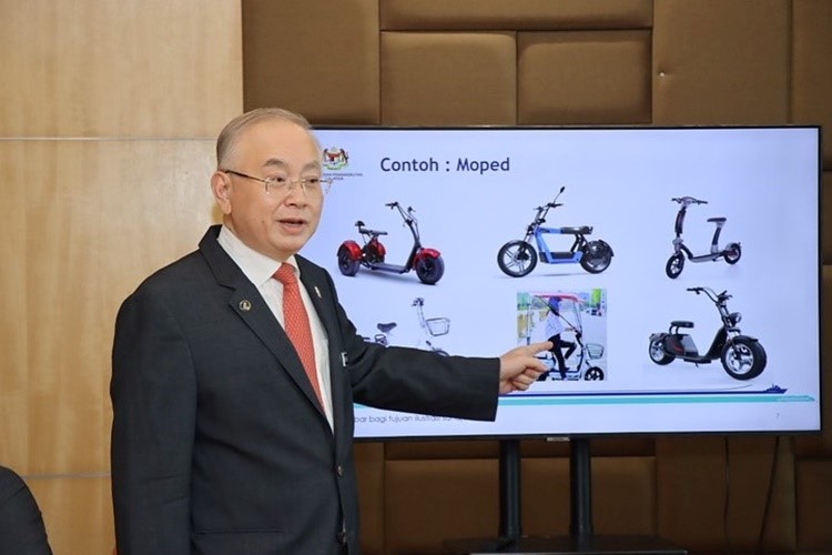 馬來西亞交通部發布禁止某些微型交通工具上路